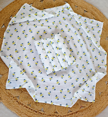 Honeybee Hugs - Muslin Swaddle