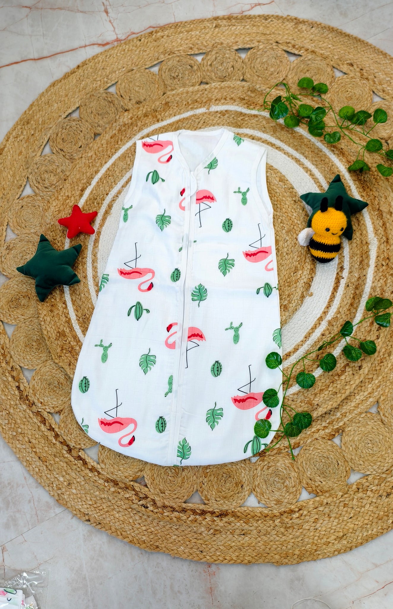 🌿 Tropical Flamingo Muslin Sleeping Bag – Cozy Comfort for Little Dreamers 🌿