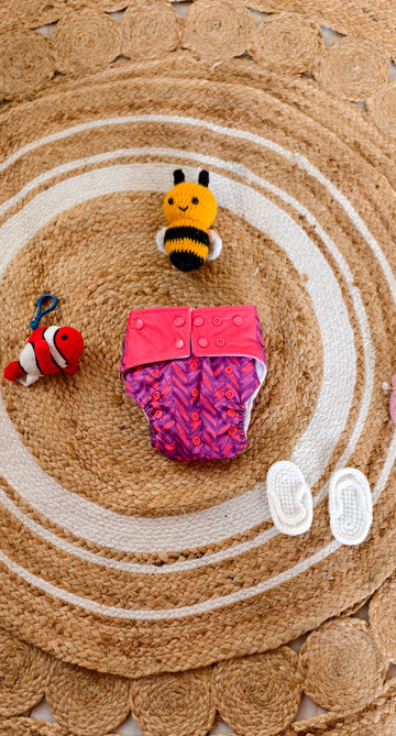 Freesize cloth diaper - Berry Bolt (6kg-17kg) - Day and night usage